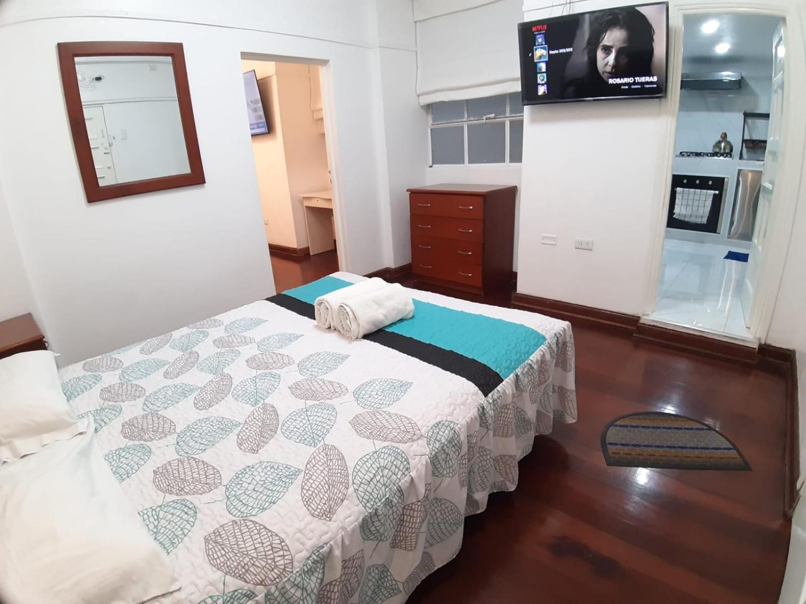 Apartamento Lindo - A 2 Cuadras De La Plaza De Armas Y Del Palacio De Gobierno Λίμα Εξωτερικό φωτογραφία